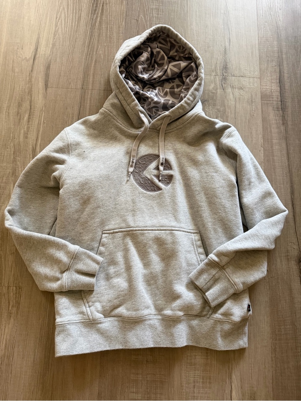 Pullover Ethika Hoodie kids size M- Light Gray Hooded Sweatshirt